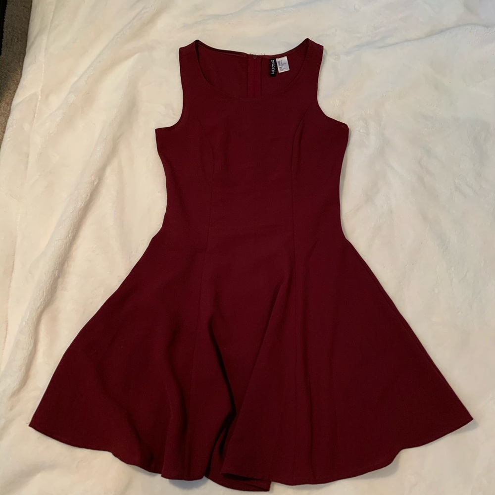 Burgundy Dress. Fits like a small.
